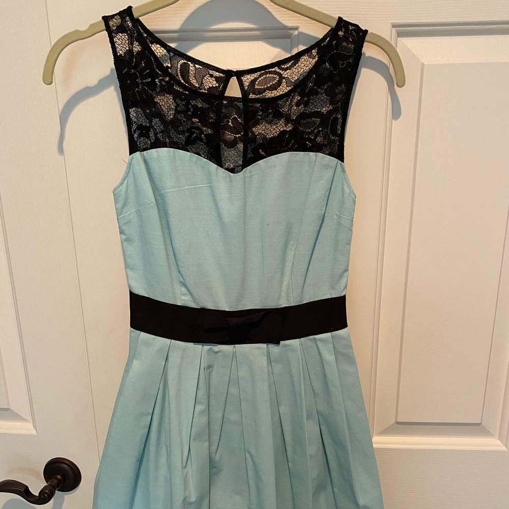 Light Blue BB Dakota Dress with Black Accents